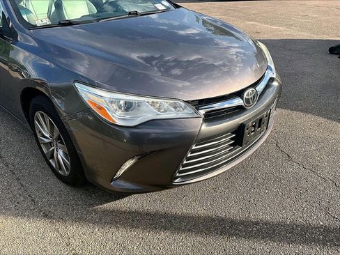 Used 2017 Toyota Camry XLE w/ Advanced Technology Package FWD image 8