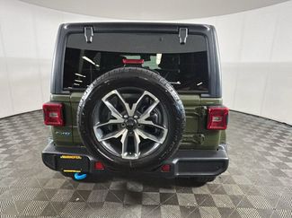 Used 2024 Jeep Wrangler Unlimited w/ Convenience Group AWD/4WD video 4