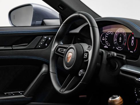 Used 2025 Porsche 911 Carrera T image 50