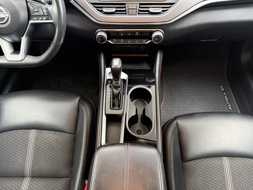 Used 2024 Nissan Altima 2.5 SR FWD image 21