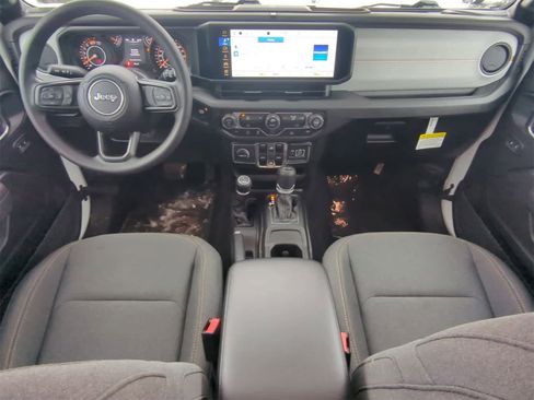 Used 2026 Jeep Wrangler Sport image 21