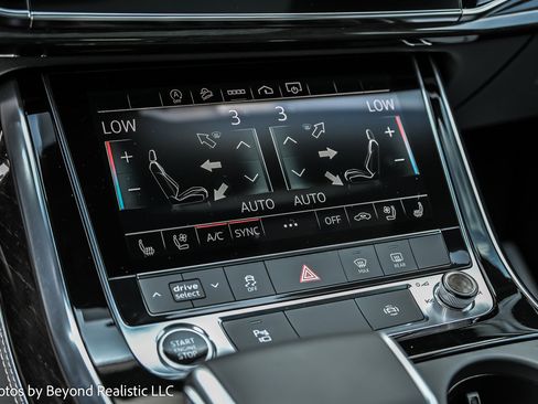 Used 2024 Audi Q8 Premium Plus image 44