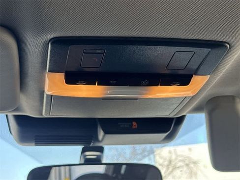 Used 2024 Mitsubishi Outlander SE image 20