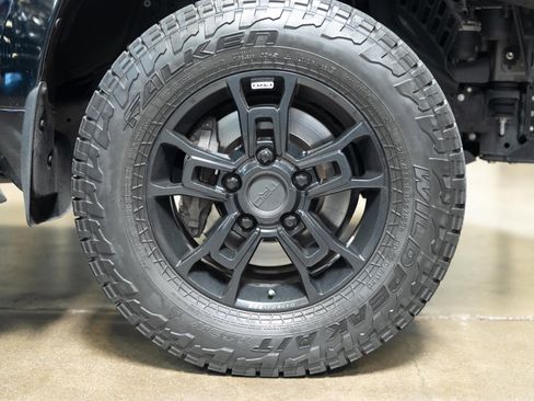 Used 2019 Toyota Land Cruiser image 45