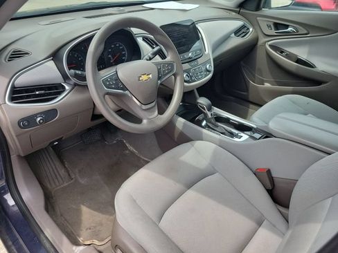 Used 2025 Chevrolet Malibu LT FWD image 18