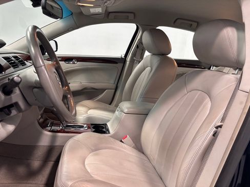Used 2009 Buick Lucerne CXL w/ Driver Confidence Package image 12