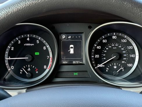 Used 2018 Hyundai Santa Fe SE image 22