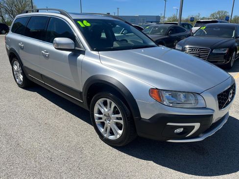Used 2016 Volvo XC70 T5 Premier w/ Proximity Package AWD/4WD image 7