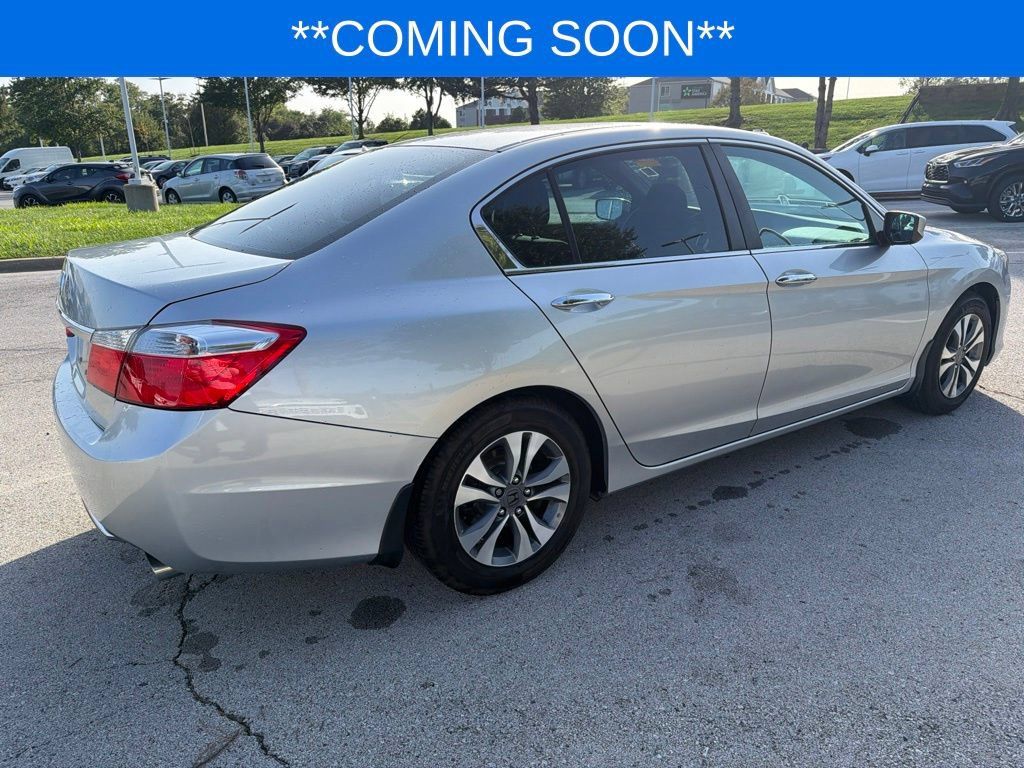 Used 2013 Honda Accord LX image 5
