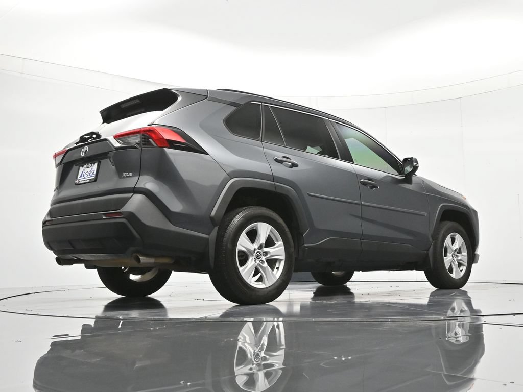 Used 2020 Toyota RAV4 XLE FWD image 39