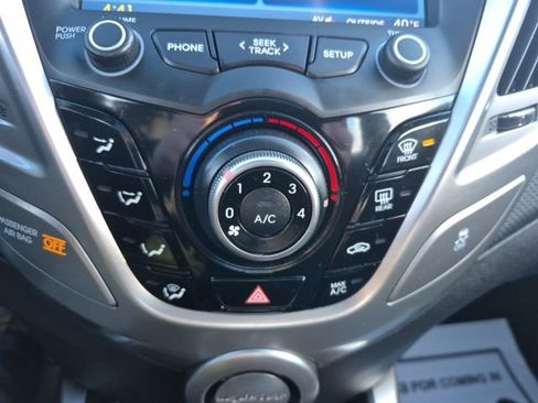 Used 2016 Hyundai Veloster w/ Option Group 02 image 23