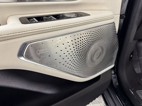 New 2026 Lincoln Nautilus Black Label image 17