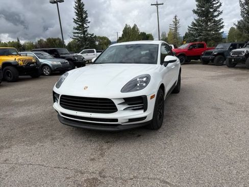 Used 2019 Porsche Macan AWD/4WD image 3