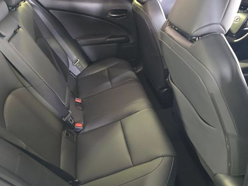 Used 2025 Lexus UX 300h FWD w/ Accessory Package (Z2) image 17