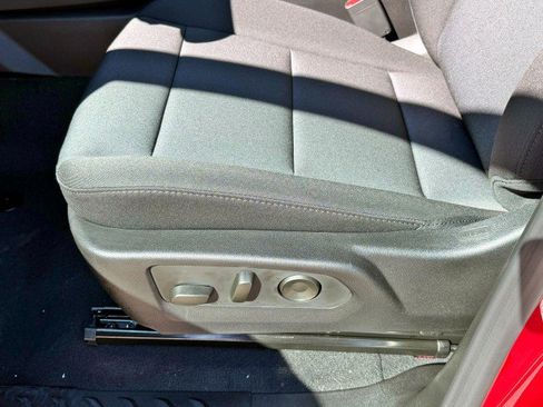 New 2026 Chevrolet Colorado W/T w/ WT Custom Package image 15