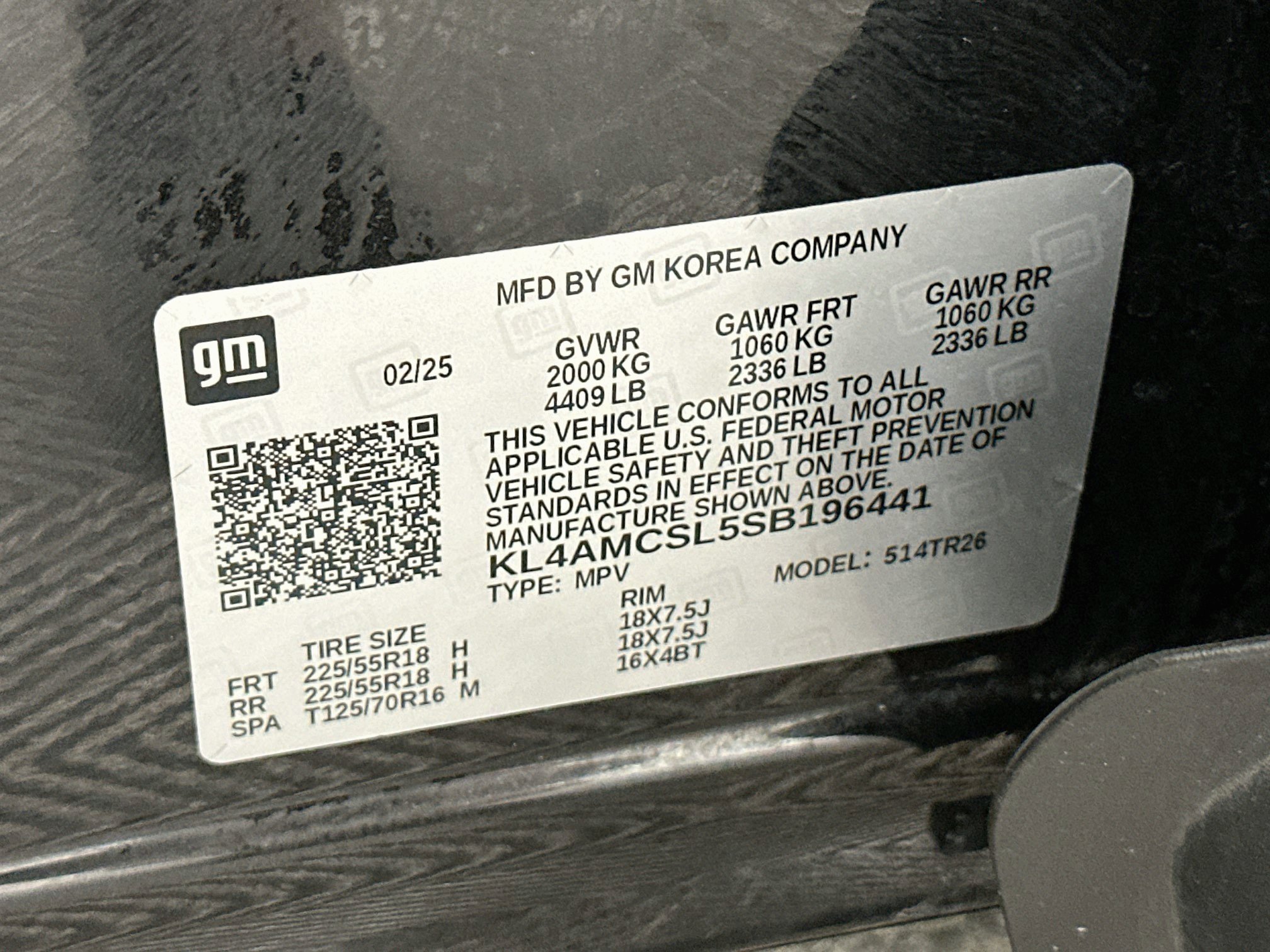 Used 2025 Buick Encore GX Preferred AWD/4WD image 12