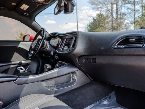 Used 2021 Dodge Challenger SXT RWD image 30
