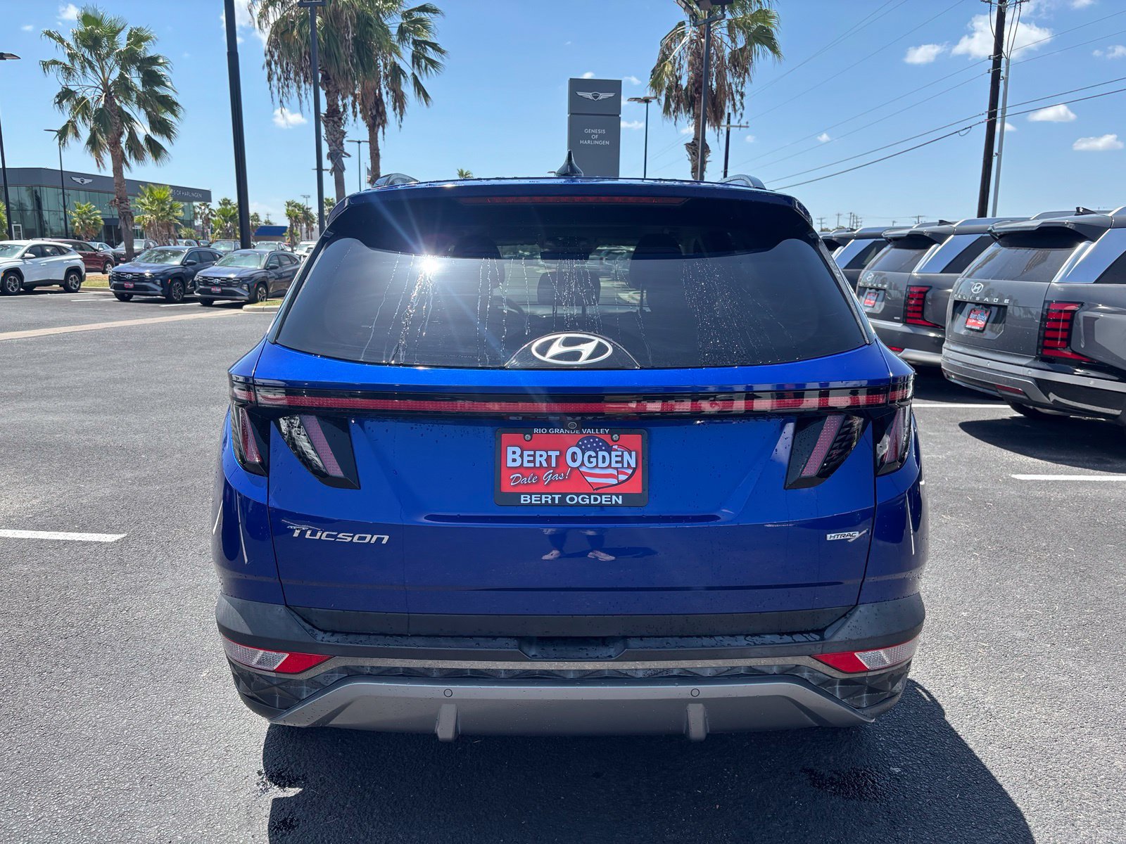 Certified 2022 Hyundai Tucson Limited w/ Cargo Package AWD/4WD image 5