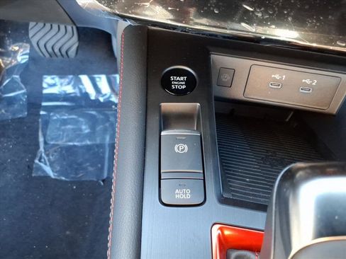 New 2026 Nissan Kicks SR FWD image 10