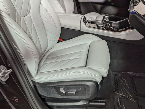 Certified 2023 BMW X5 xDrive40i w/ Premium Package image 29