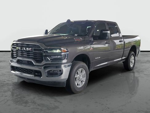 Used 2026 RAM 2500 Big Horn AWD/4WD image 4