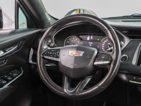 Used 2023 Cadillac XT4 Sport w/ Sun And Sound Package AWD/4WD image 12