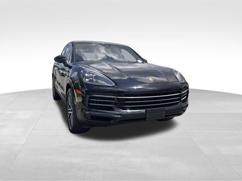 Used 2022 Porsche Cayenne AWD/4WD image 7