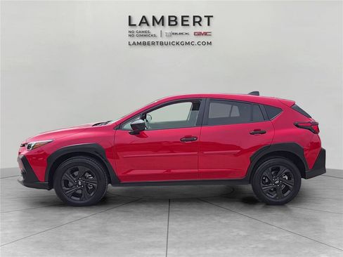 Used 2024 Subaru Crosstrek 2.0i AWD/4WD image 2