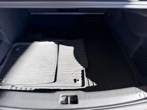 Used 2023 Volvo S90 B6 Ultimate w/ Protection Package Premier image 22