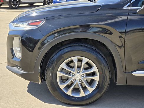 Used 2020 Hyundai Santa Fe SE FWD image 7