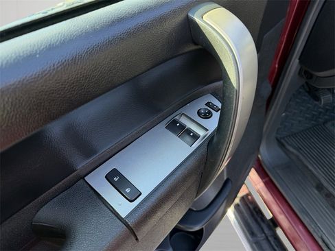 Used 2013 Chevrolet Silverado 1500 LT image 14