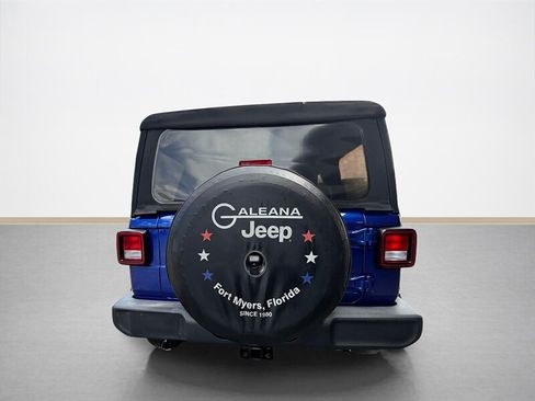 Used 2018 Jeep Wrangler Unlimited Sport S AWD/4WD image 5