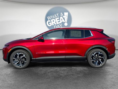 New 2026 Chevrolet Equinox EV LT image 7