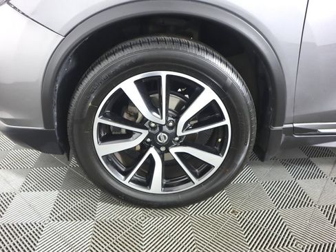 Used 2019 Nissan Rogue SL w/ Premium Package AWD/4WD image 26