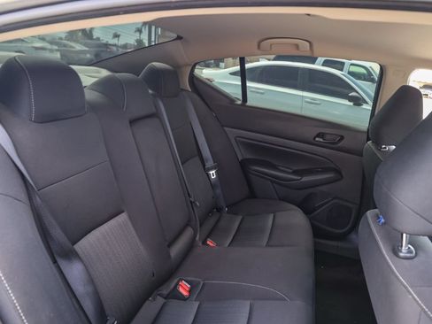 Used 2024 Nissan Altima 2.5 S FWD image 17