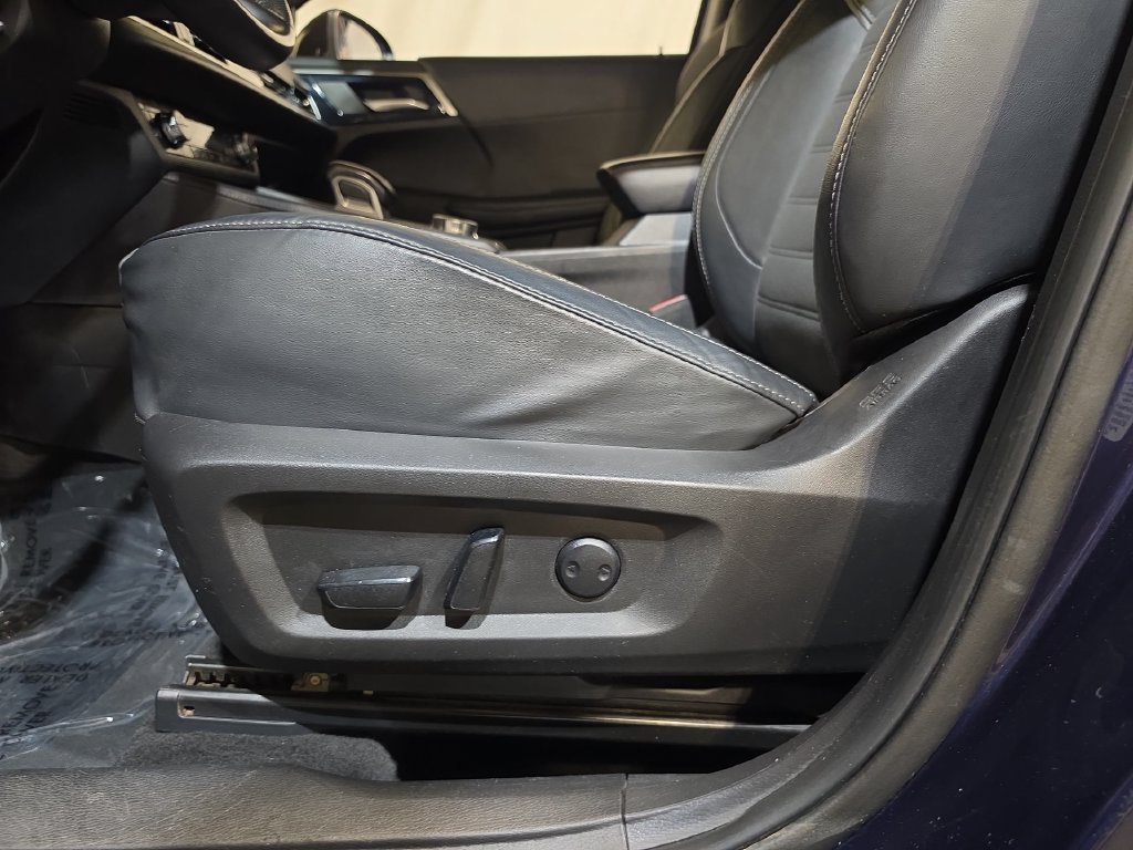 Used 2023 Mitsubishi Outlander SE FWD image 14
