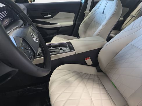 New 2026 Nissan Sentra SL w/ Floor Mat Package FWD image 15