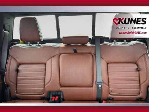 Used 2025 GMC Sierra 2500 Denali Ultimate AWD/4WD image 17