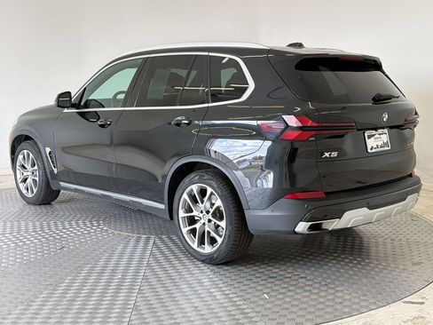 Certified 2024 BMW X5 xDrive40i w/ Executive Package AWD/4WD image 3
