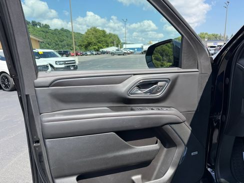 Used 2023 Chevrolet Tahoe RST AWD/4WD image 17