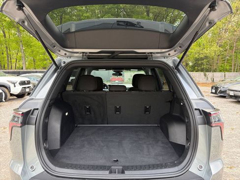 Used 2025 Chevrolet Equinox LT FWD image 31