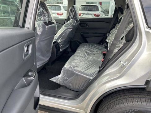 Certified 2025 Nissan Rogue S AWD/4WD image 18