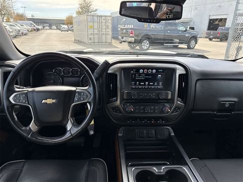 Used 2017 Chevrolet Silverado 1500 High Country image 15