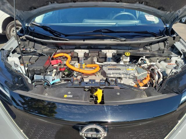 Used 2025 Nissan Ariya AWD image 24