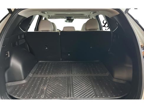 Used 2024 Hyundai Tucson SEL w/ Convenience Package FWD image 9