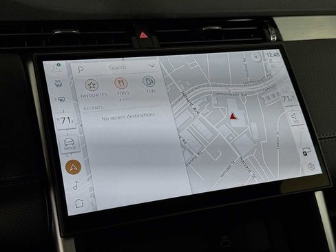 New 2026 Land Rover Discovery Sport Landmark image 14