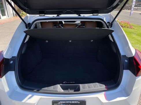 Used 2021 Lexus UX 200 w/ Accessory Package (Z2) image 10