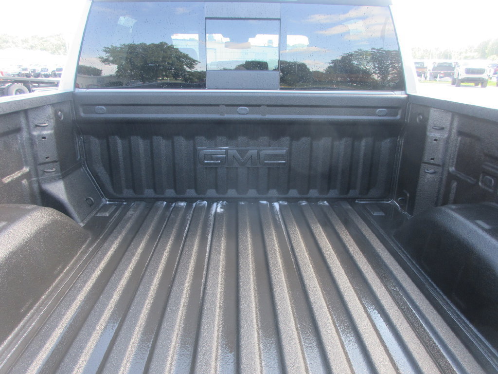 New 2026 GMC Sierra 1500 AT4 w/ AT4 Premium Package AWD/4WD image 9