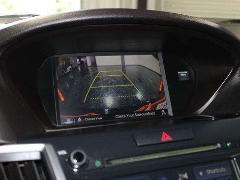 Used 2015 Acura TLX V6 w/ Technology Package FWD image 18