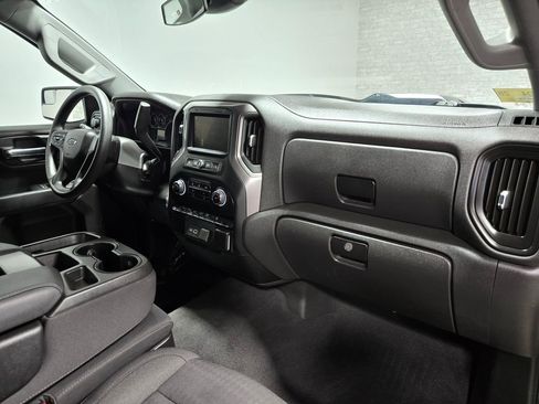 Used 2022 Chevrolet Silverado 1500 Custom Trail Boss AWD/4WD image 51